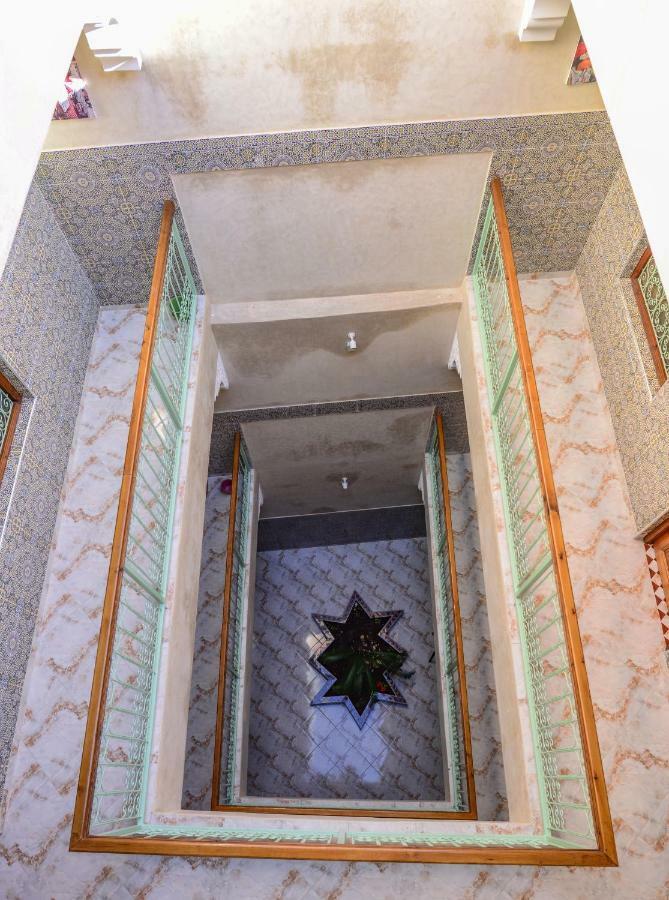 Hotel Faouzi มาร์ราเกช ภายนอก รูปภาพ
